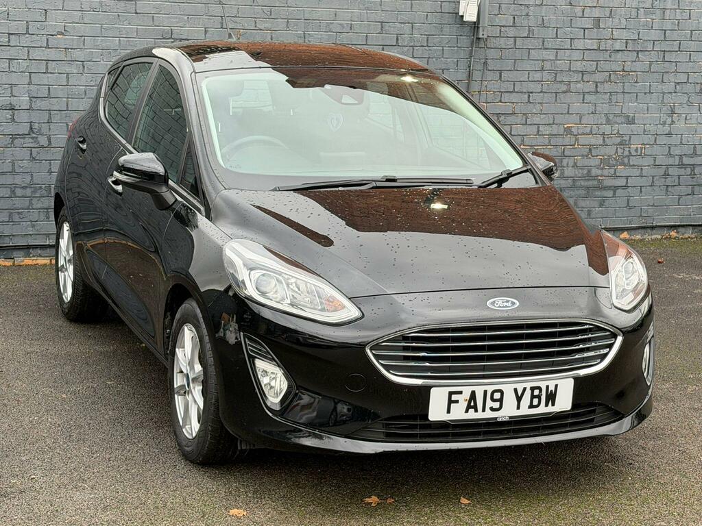 Ford Fiesta 1.5 Tdci Zetec Euro 6 Ss Black #2