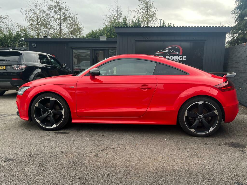 Audi TT 2.0 Tfsi Black Edition Euro 5 Ss Red #5