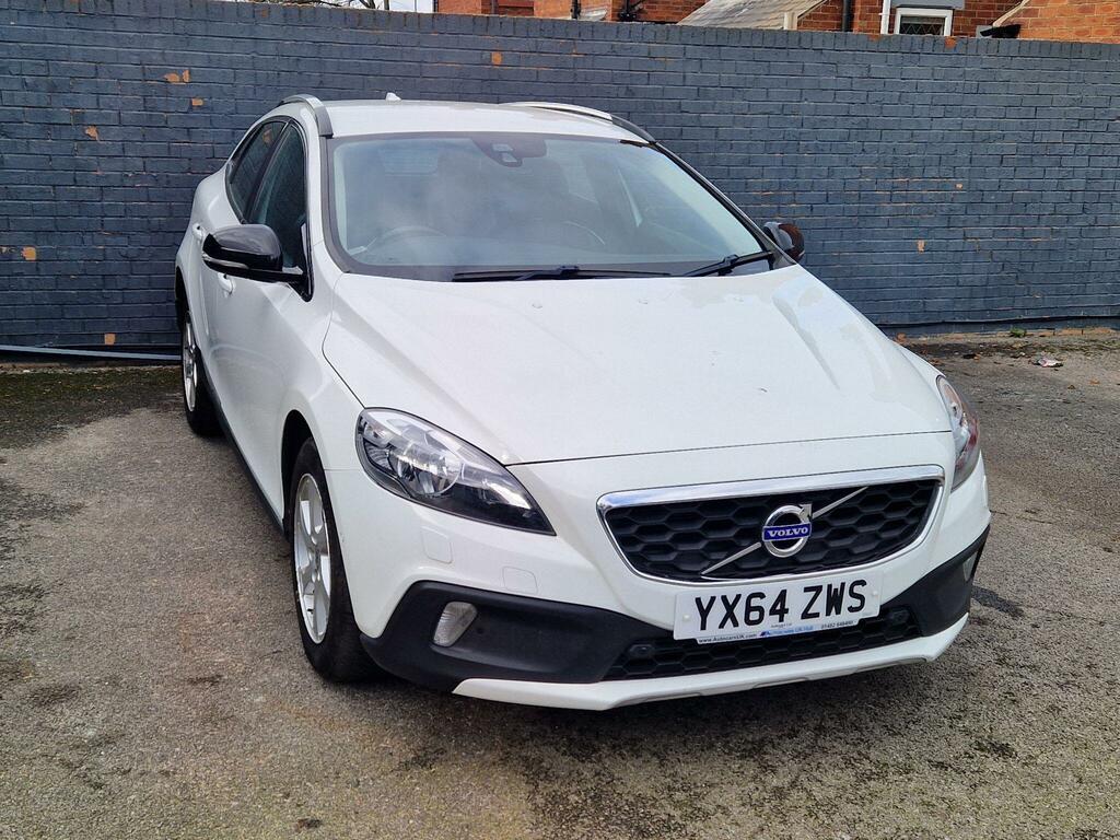 Volvo V40 Cross Country 1.6 D2 Se Powershift Euro 5 Ss YX64ZWS White #2