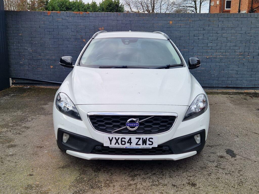 Volvo V40 Cross Country 1.6 D2 Se Powershift Euro 5 Ss YX64ZWS White #3