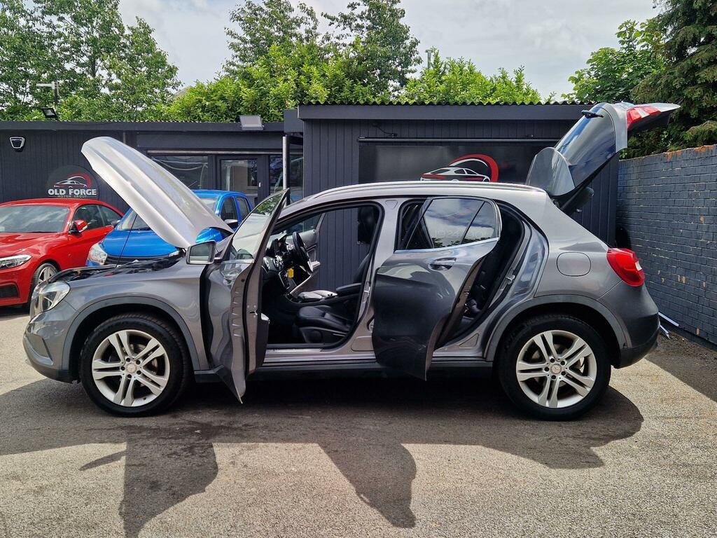 Mercedes-Benz GLA Class Gla 220 D 4Matic Grey #13