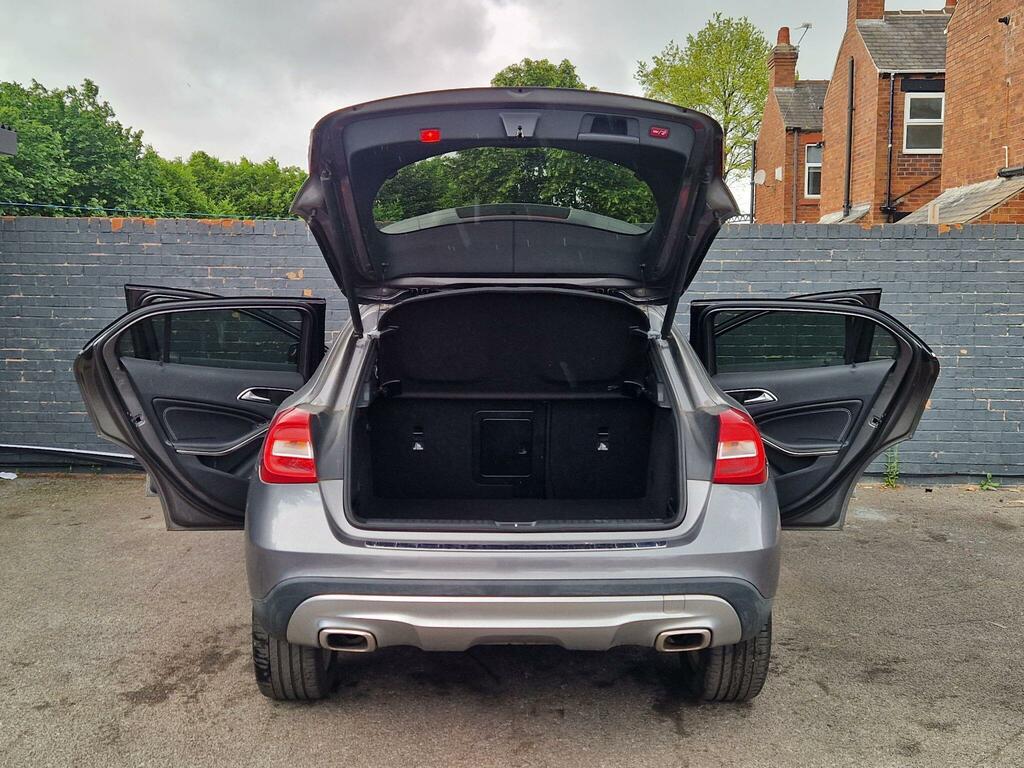Mercedes-Benz GLA Class Gla 220 D 4Matic Grey #18