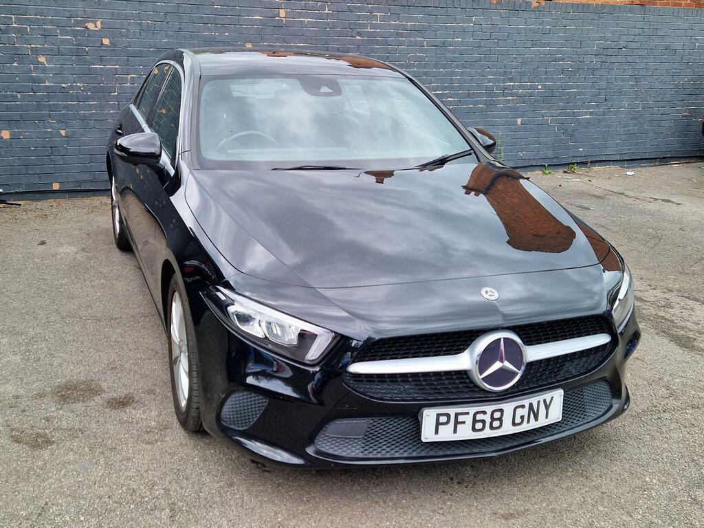 Mercedes-Benz A Class 1.5 A180d Sport 7G-dct Euro 6 Ss Black #2
