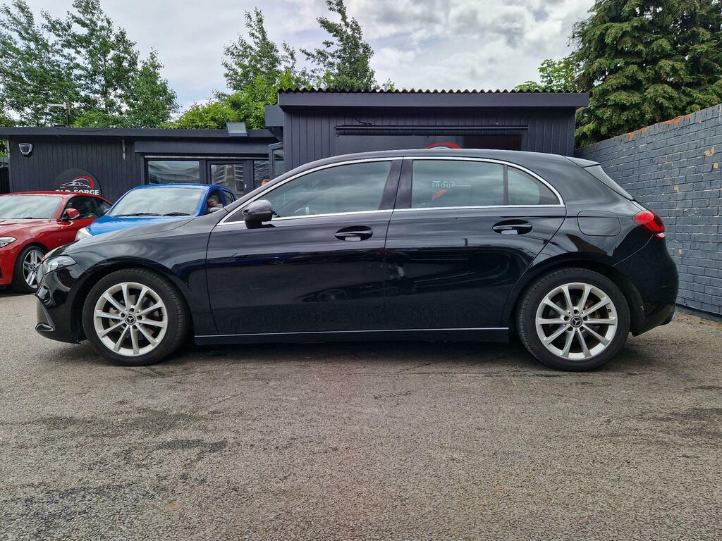 Mercedes-Benz A Class 1.5 A180d Sport 7G-dct Euro 6 Ss Black #5