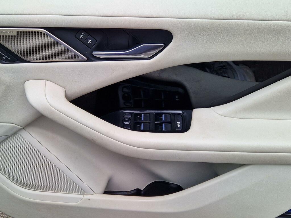 Jaguar I-Pace I-pace Ev400 Se Silver #29