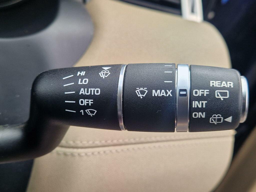 Land Rover Range Rover Evoque 2.0 Ed4 Se 148 Bhp Grey #37