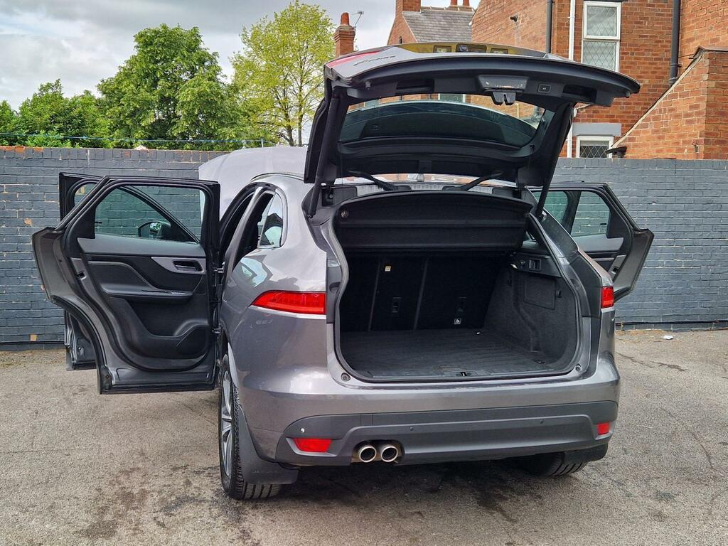 Jaguar F-Pace Diesel Red #17