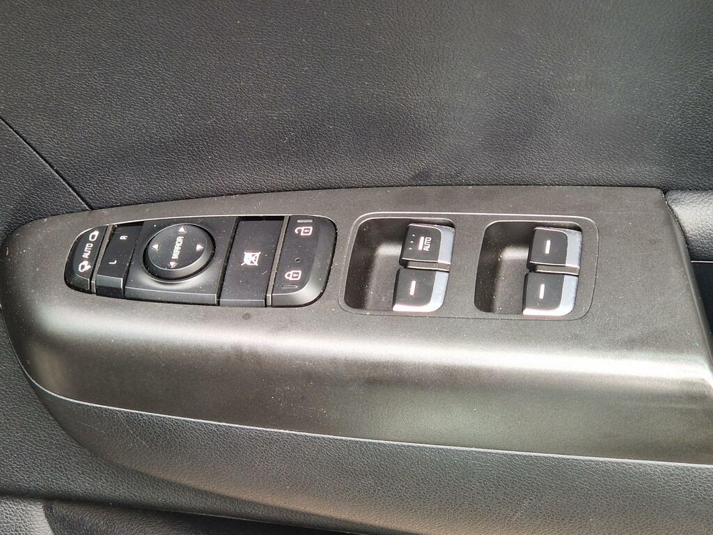 Kia Sportage 2 Black #29