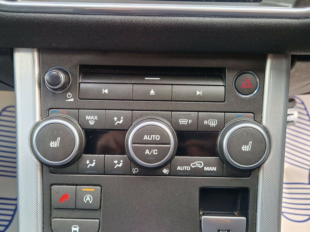 Land Rover Range Rover Evoque Se Tech Black #46