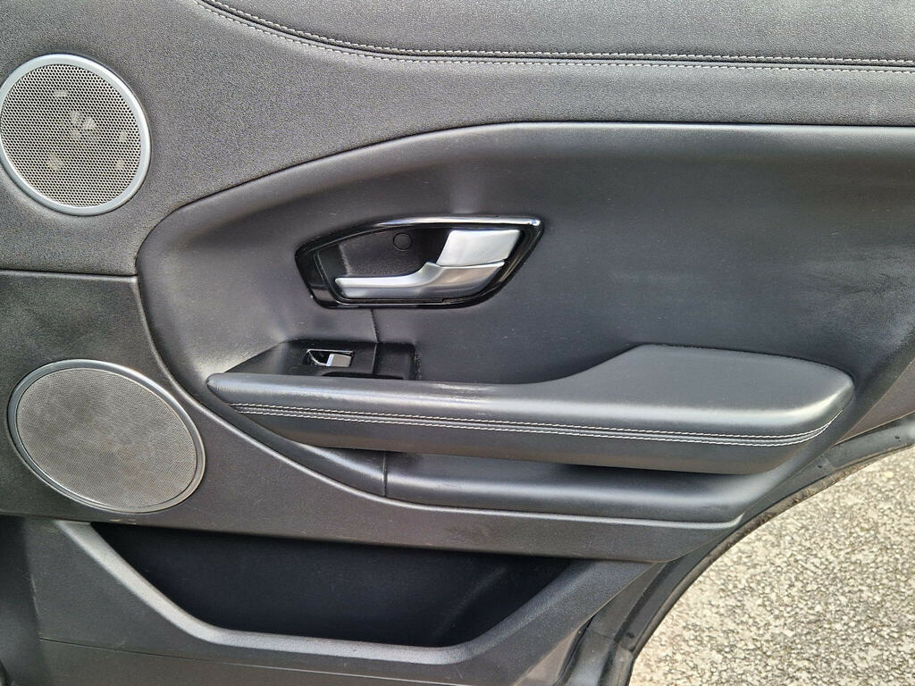 Land Rover Range Rover Evoque Se Tech Black #33