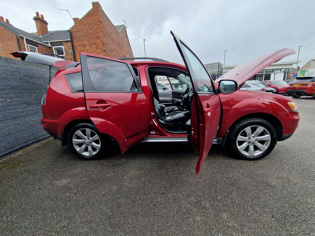 Mitsubishi Outlander Di-d Gx 4 Red #20