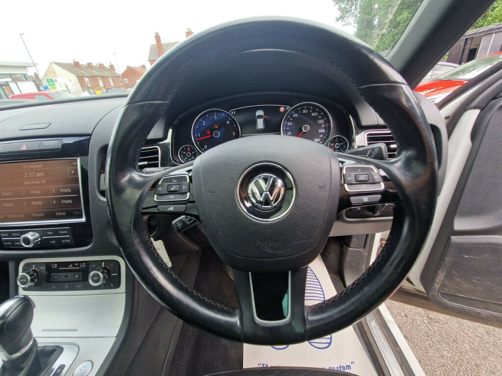 Volkswagen Touareg  Grey #40