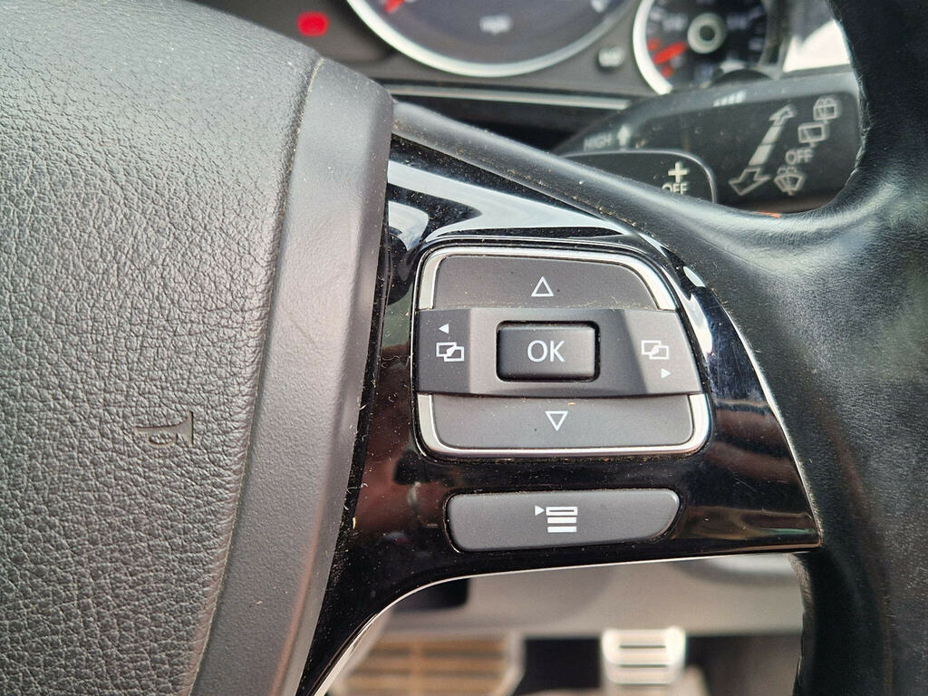 Volkswagen Touareg  Grey #46