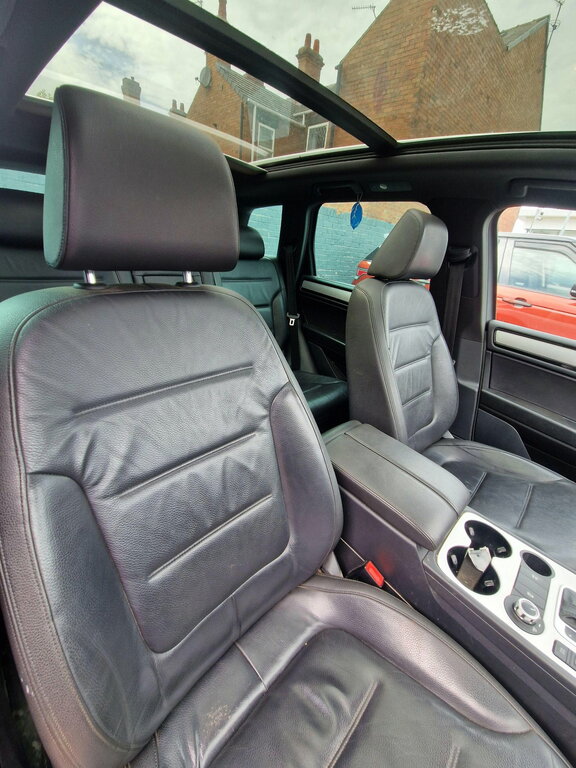 Volkswagen Touareg  Grey #25