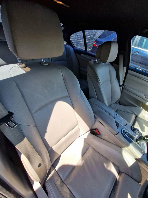 BMW 5 Series Saloon Grey #26
