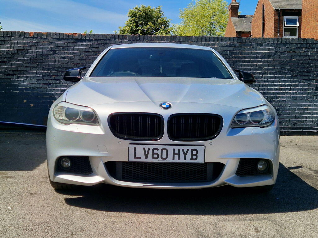 BMW 5 Series Saloon Grey #15