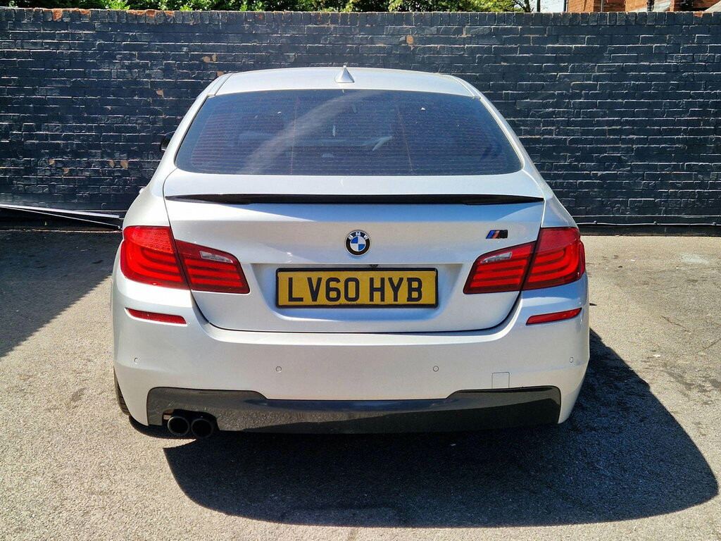 BMW 5 Series Saloon Grey #8