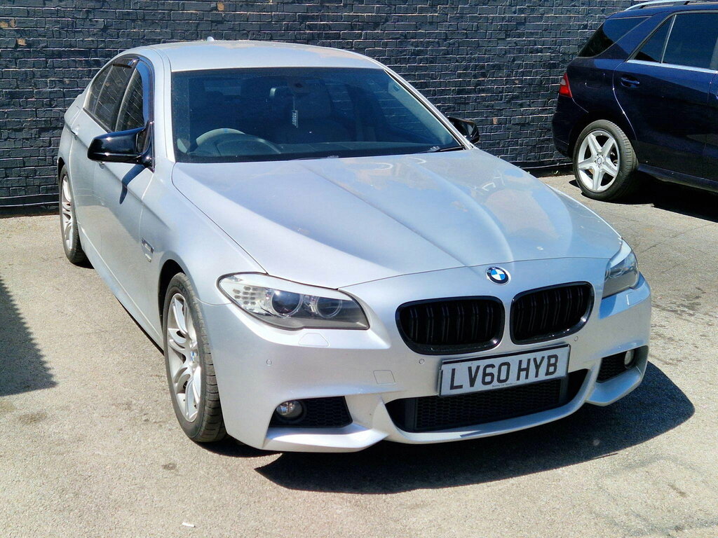 BMW 5 Series 3.0 525D M Sport Steptronic Euro 5 Silver #2