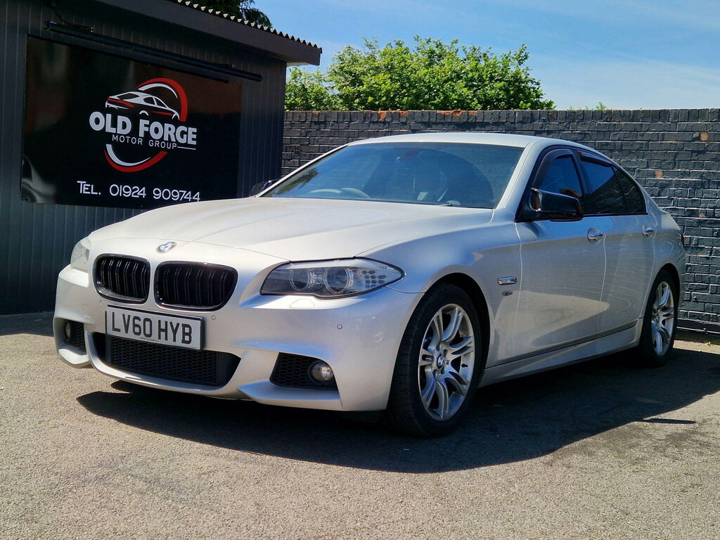 BMW 5 Series Saloon Grey #16