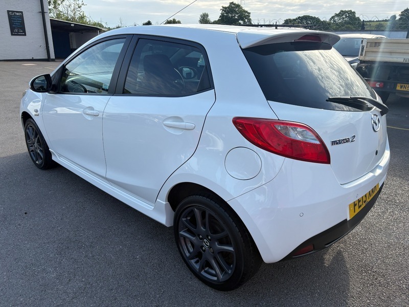 Mazda 2 Venture Edition White #5