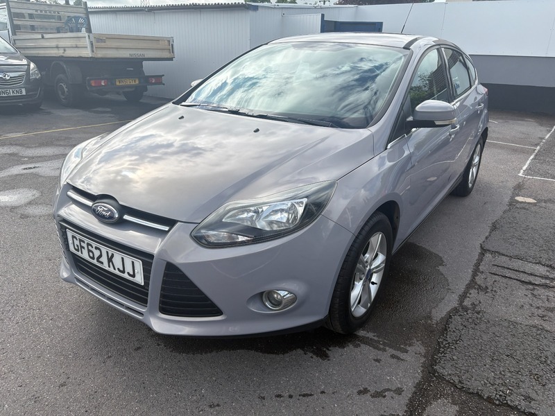 Ford Focus Zetec Silver #3