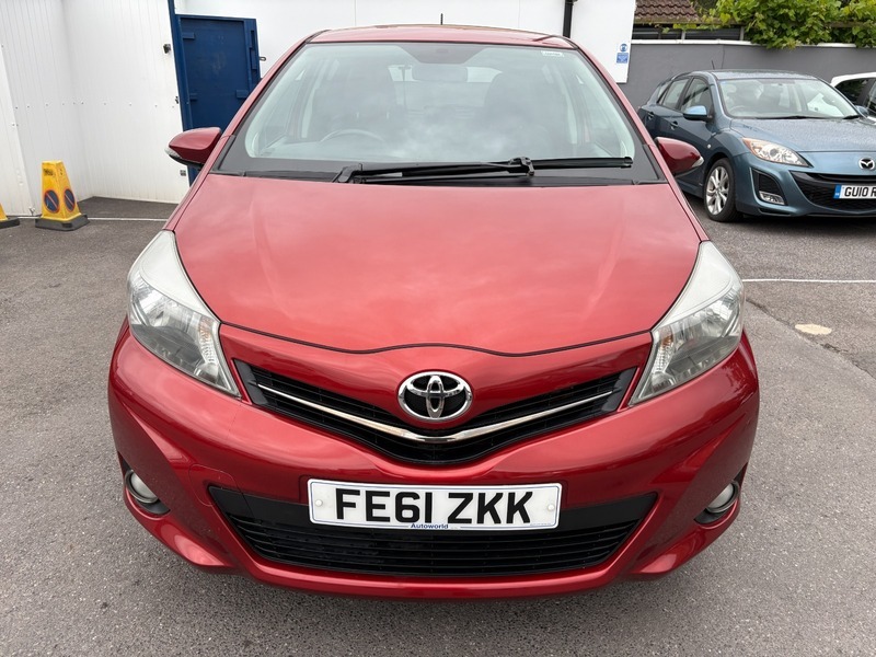 Toyota Yaris Vvt-i Sr Red #2