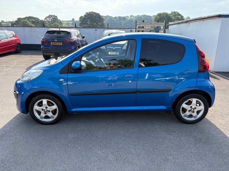 Peugeot 107 Allure Blue #3