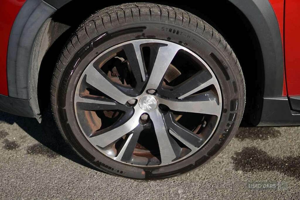 Peugeot 2008 1.2 Puretech 130 Gt Line LC68KZR Red #3