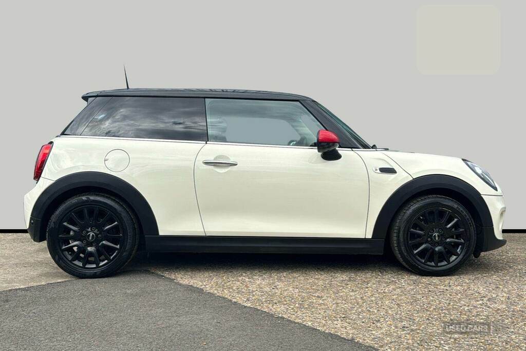 Mini Hatch 1.5 Cooper II White #2