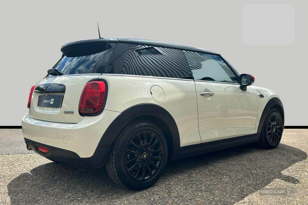 Mini Hatch 1.5 Cooper II White #5