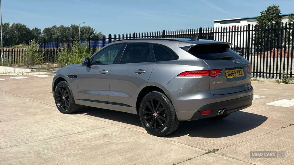 Jaguar F-Pace 2.0D 180 Chequered Flag Awd Grey #6