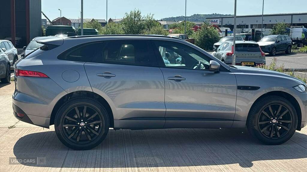 Jaguar F-Pace 2.0D 180 Chequered Flag Awd Grey #3