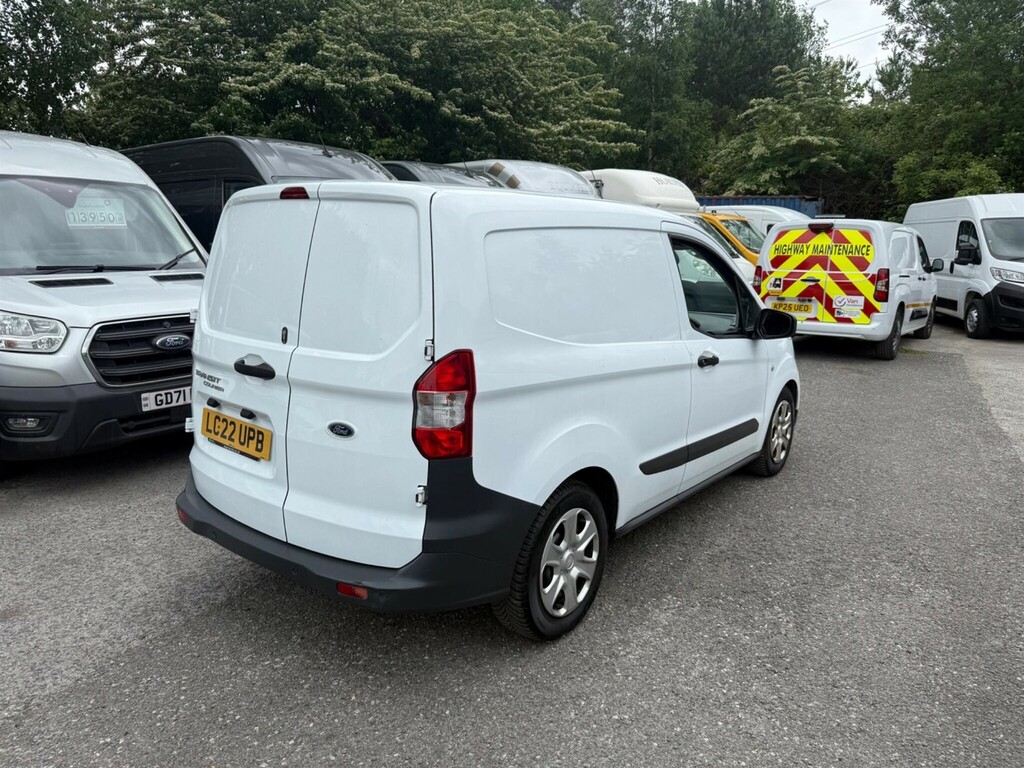 Ford Transit Courier Mpv White #6