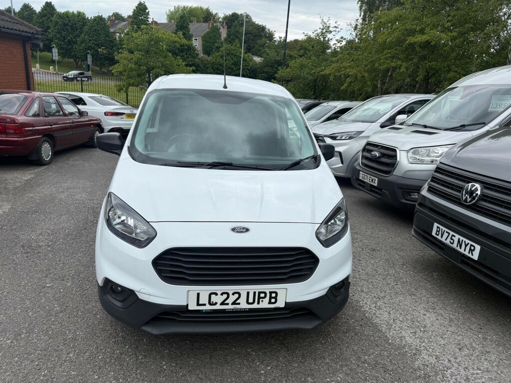 Ford Transit Courier Mpv White #2