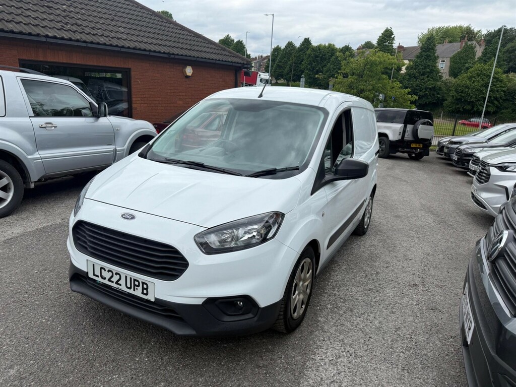Ford Transit Courier Mpv White #3