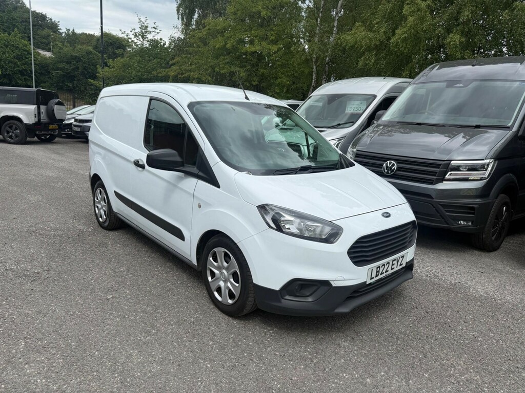 Ford Transit Courier Mpv White
