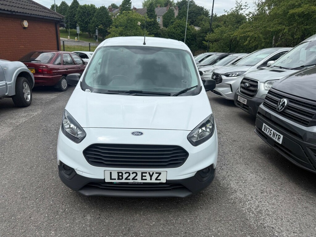 Ford Transit Courier Mpv White #2