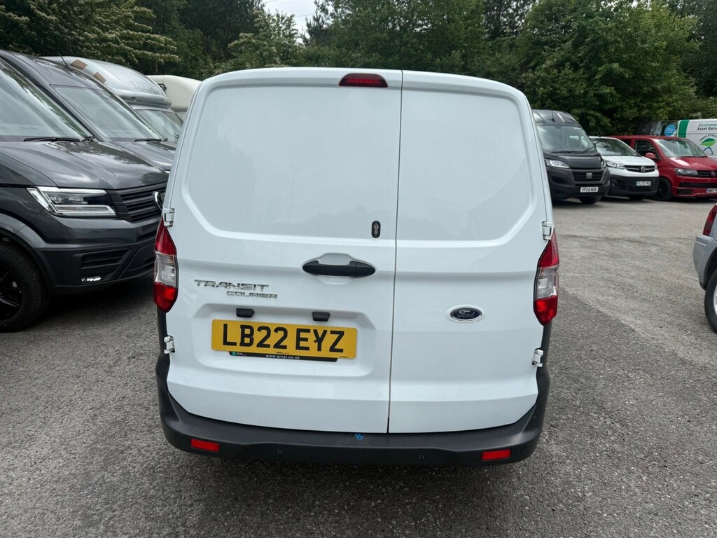 Ford Transit Courier Mpv White #5