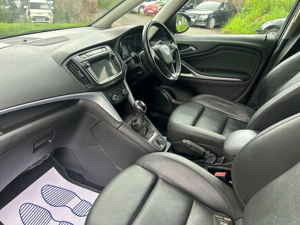 Vauxhall Zafira Tourer 1.4L Sri Nav White #10
