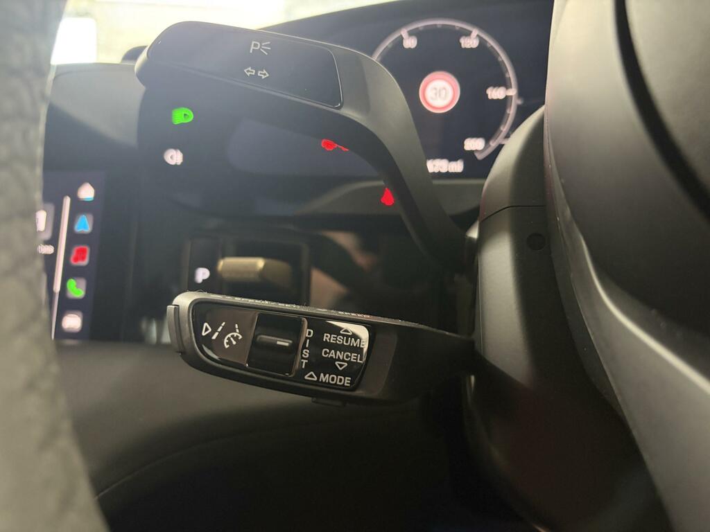 Porsche Taycan 420Kw 4S 93Kwh Red #48