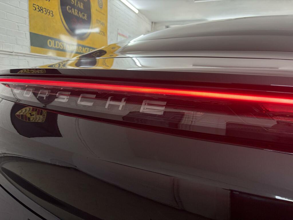 Porsche Taycan 420Kw 4S 93Kwh Red #12