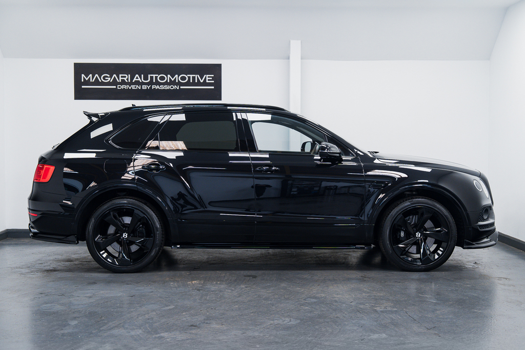 Bentley Bentayga 6.0 W12 Black #11