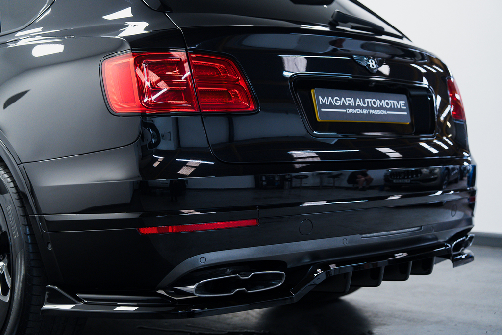 Bentley Bentayga 6.0 W12 Black #18