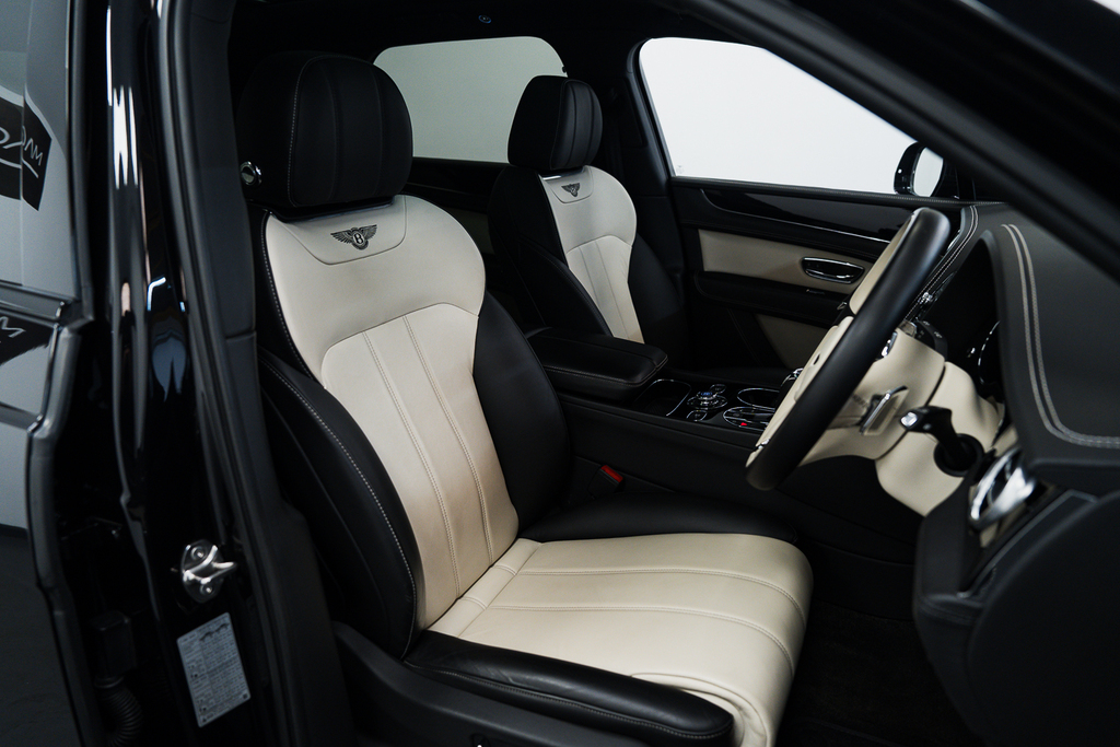 Bentley Bentayga 6.0 W12 Black #49