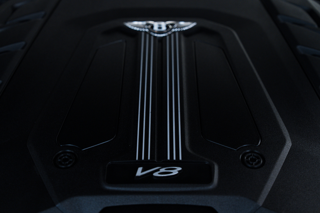 Bentley Bentayga 6.0 W12 Black #65