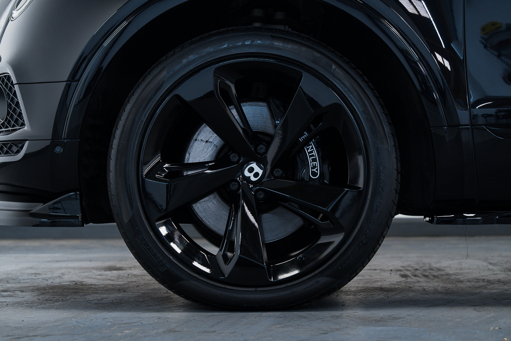 Bentley Bentayga 6.0 W12 Black #28