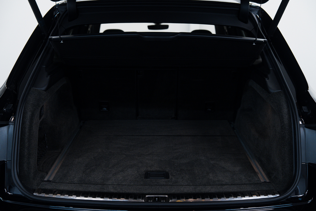 Bentley Bentayga 6.0 W12 Black #62