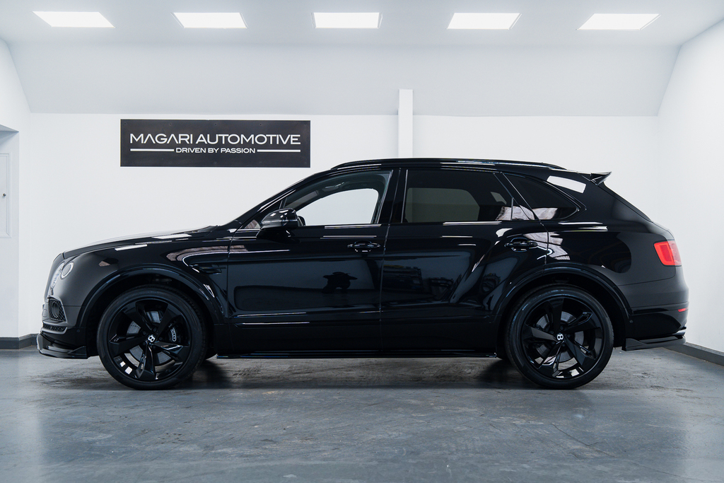 Bentley Bentayga 6.0 W12 Black #19