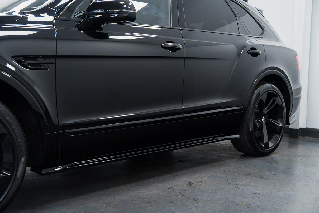 Bentley Bentayga 6.0 W12 Black #22