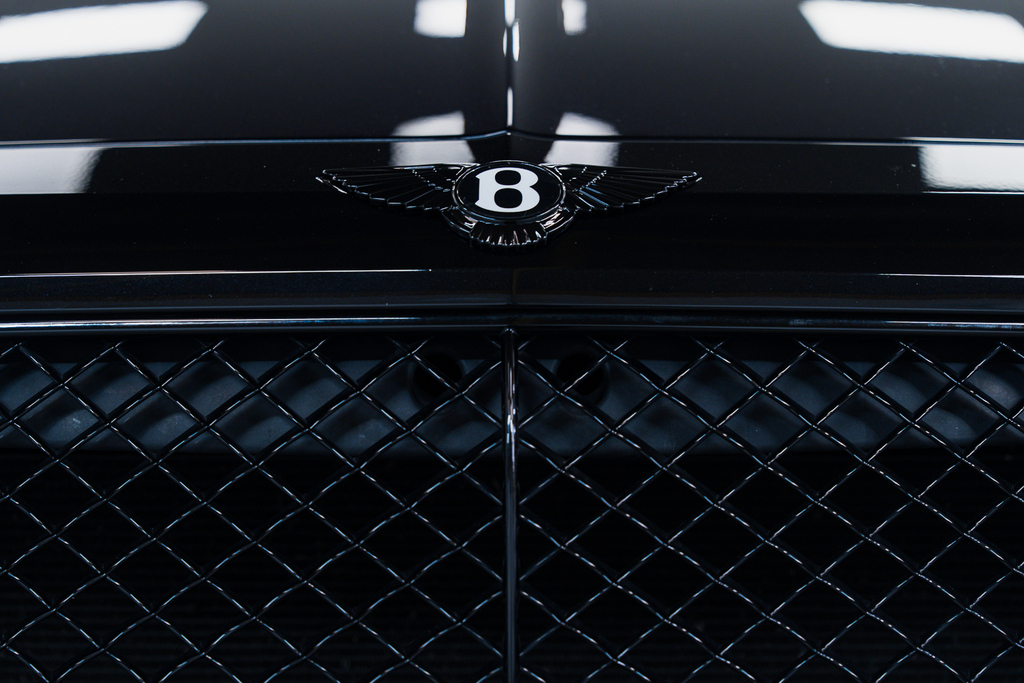 Bentley Bentayga 6.0 W12 Black #8